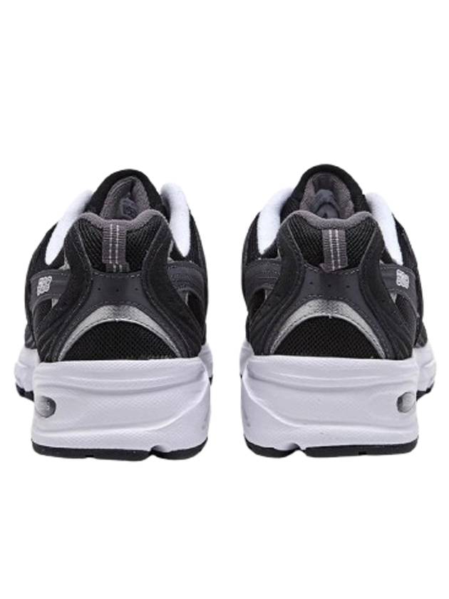 530 Classic Low Top Sneakers Black - NEW BALANCE - BALAAN 4