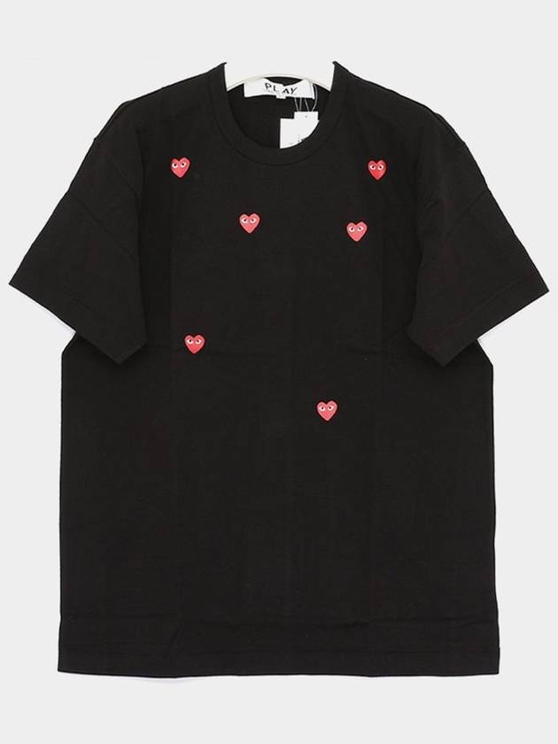 P1T3381 BLACK Manny Red Heart Short Sleeve T Shirt - COMME DES GARCONS - BALAAN 3