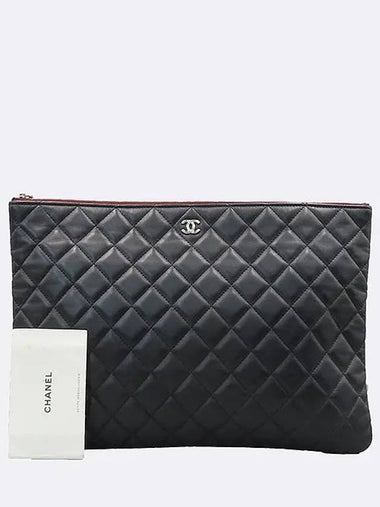 A82552 Black Classic Lambskin Silver Logo Large Clutch - CHANEL - BALAAN 1