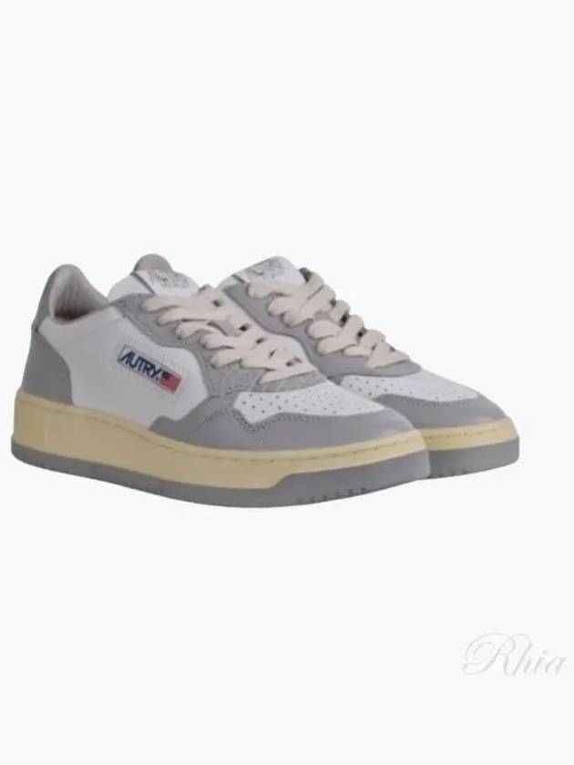 Medalist Leather Low Top Sneakers Grey White - AUTRY - BALAAN 2