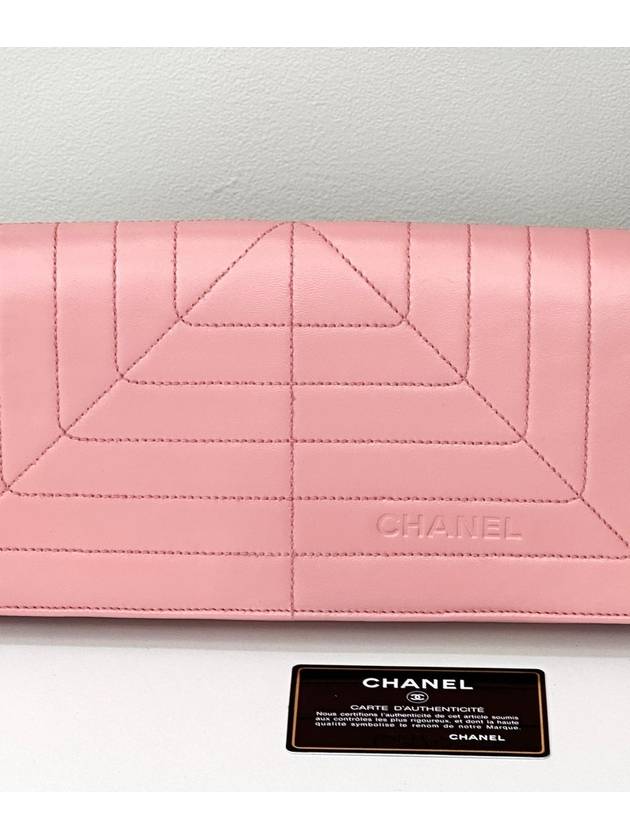 9th Division Pink Chocolate Bar Shoulder Bag 3VCHB17369 - CHANEL - BALAAN 8