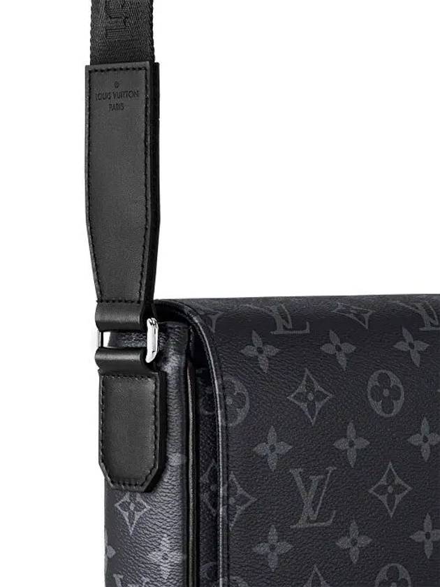 District PM Messenger Bag Black - LOUIS VUITTON - BALAAN 5