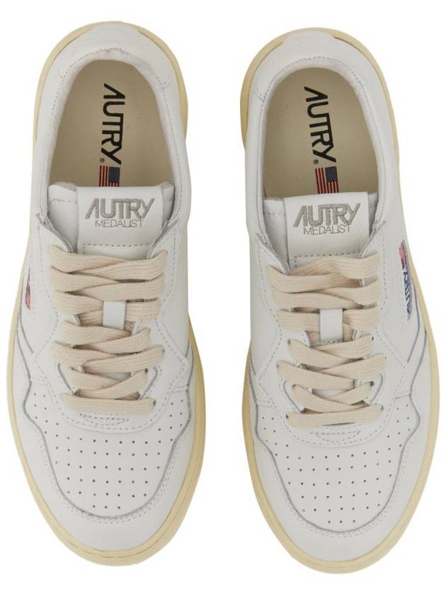 Medalist Leather Low Top Sneakers White - AUTRY - BALAAN 10