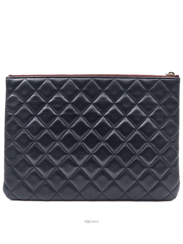 Classic Lambskin Clutch New Medium - CHANEL - BALAAN 4