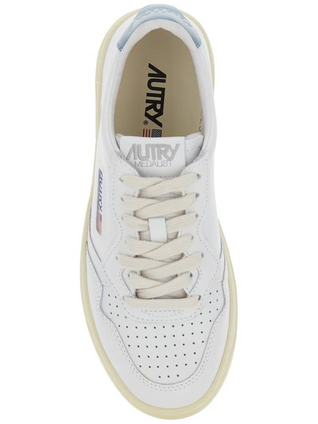 'Medalist Low' White Sneakers With Logo Detail And Heel Tab In Leather Woman - AUTRY - BALAAN 4