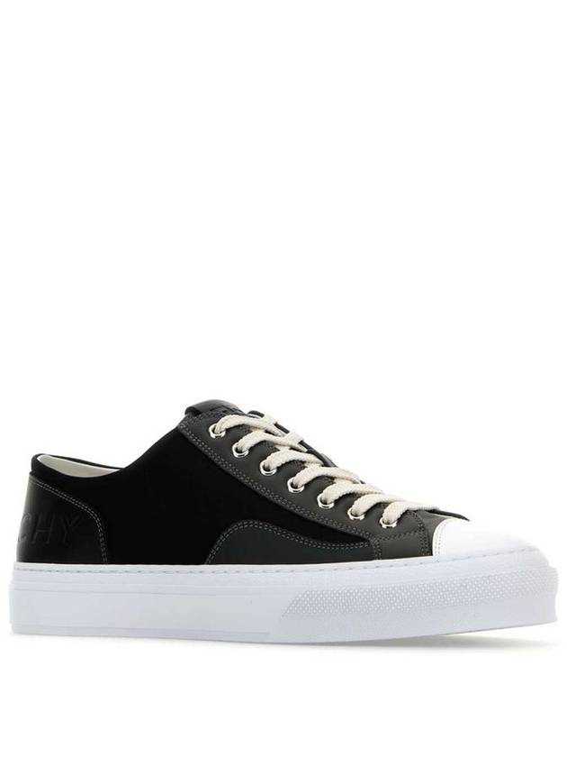 City Debossed Logo Low Top Sneakers Black - GIVENCHY - BALAAN 3