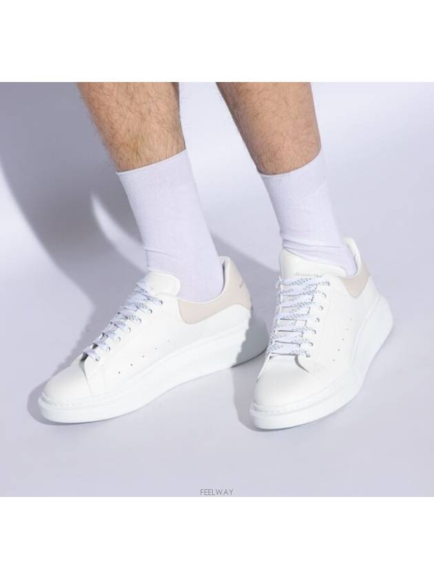 Oversized Leather Low Top Sneakers White - ALEXANDER MCQUEEN - BALAAN 3