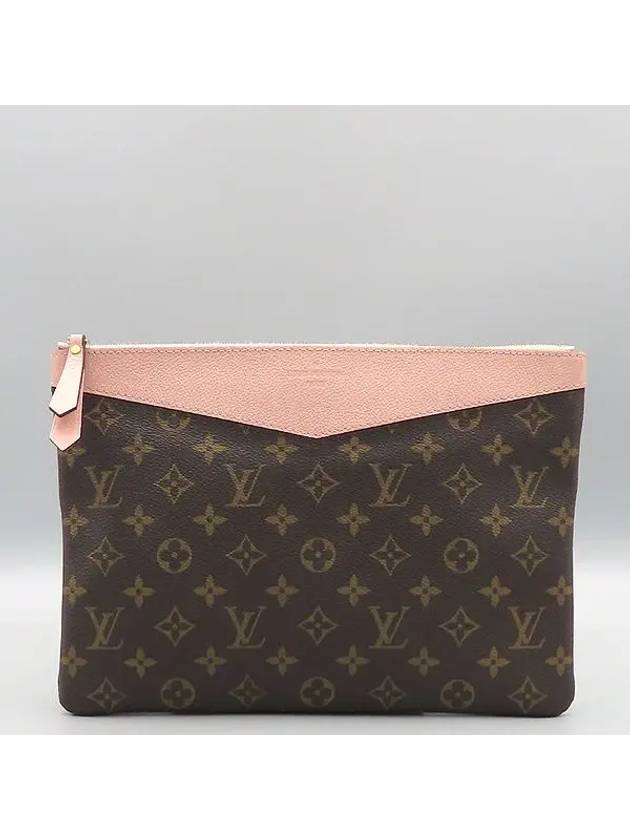 M62942 Monogram Canvas Daily Pouch and Clutch - LOUIS VUITTON - BALAAN 2