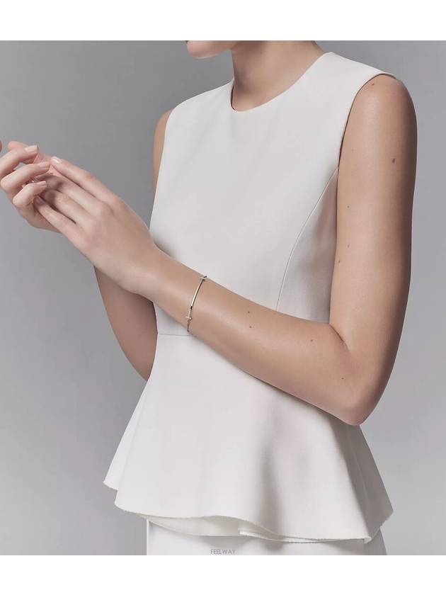 Tiffany T Smile Bracelet White Gold - TIFFANY & CO. - BALAAN 4