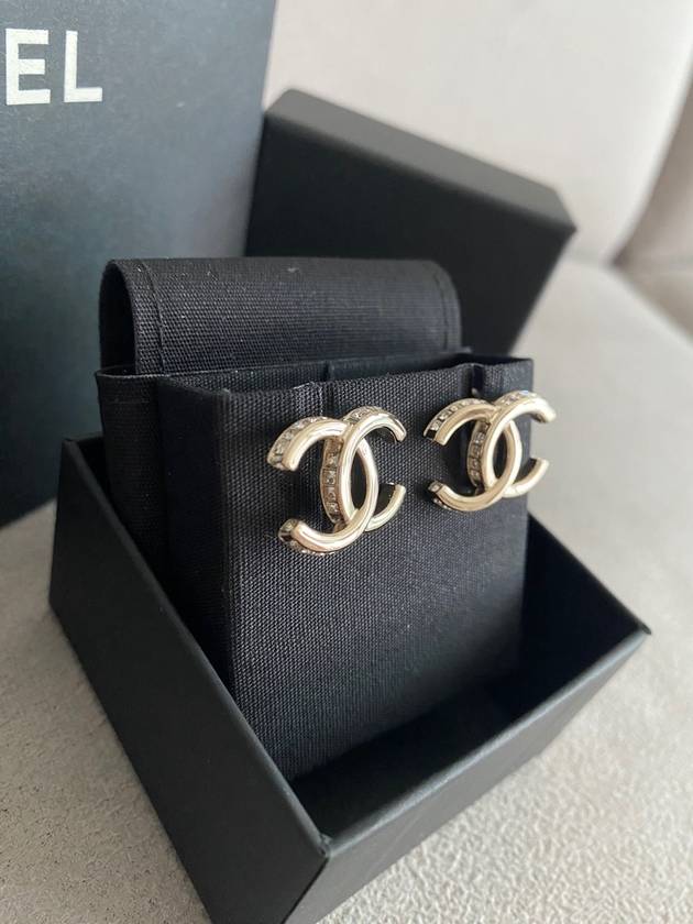 CC logo earrings crystal earrings gold ABB798 - CHANEL - BALAAN 2