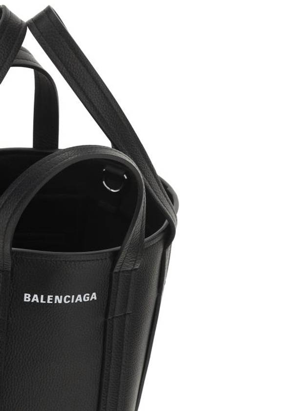 Everyday XS Grained Calfskin Shoulder Tote Bag Black - BALENCIAGA - BALAAN 5