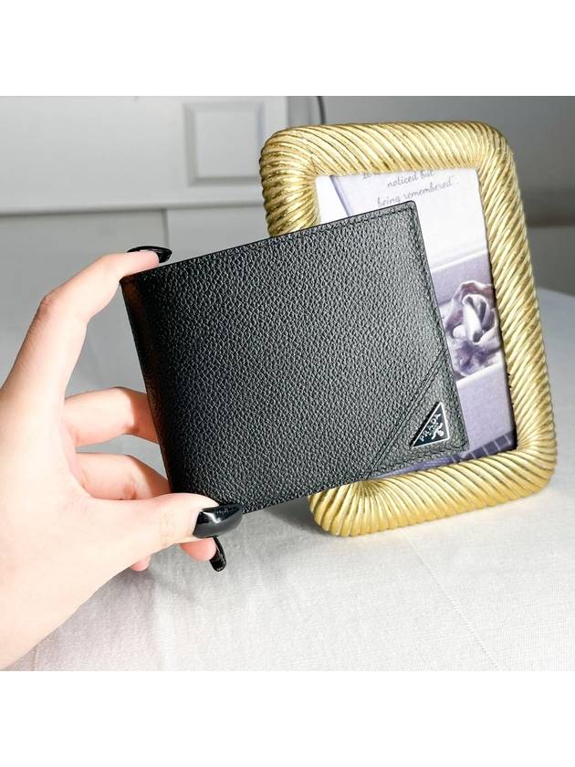 Vitello Triangle Logo Half Wallet Black - PRADA - BALAAN 2