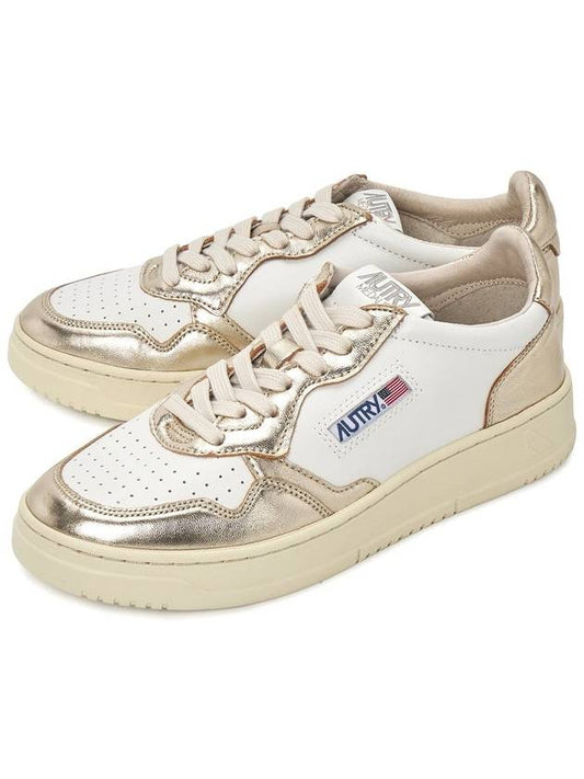 Medalist Low Top Sneakers Platinum White - AUTRY - BALAAN 2