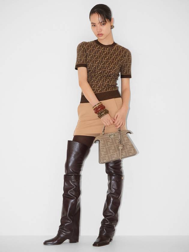 FF Cotton Crew Neck Short-Sleeved Knit Top Brown - FENDI - BALAAN 3