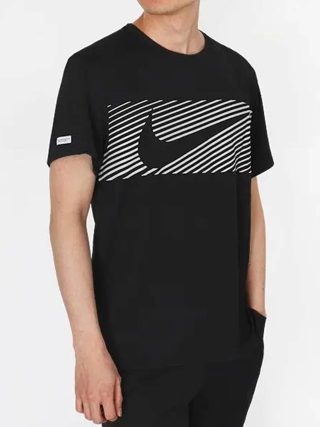 Flash Dri Fit UV Running Short Sleeve T-Shirt Black - NIKE - BALAAN 2