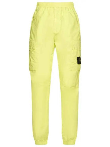 Men's Tella Paracadute Regular Fit Cargo Pants Lemon - STONE ISLAND - BALAAN 1