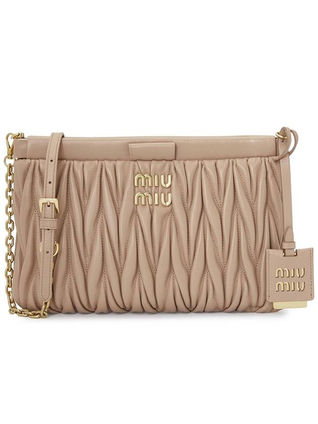 Matelasse Leather Chain Clutch Bag Cameo - MIU MIU - BALAAN 2