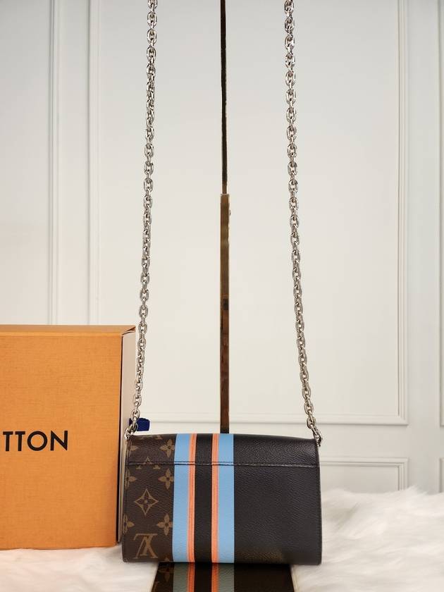 Women s Twist Chain Cross M62388 Condition B - LOUIS VUITTON - BALAAN 3