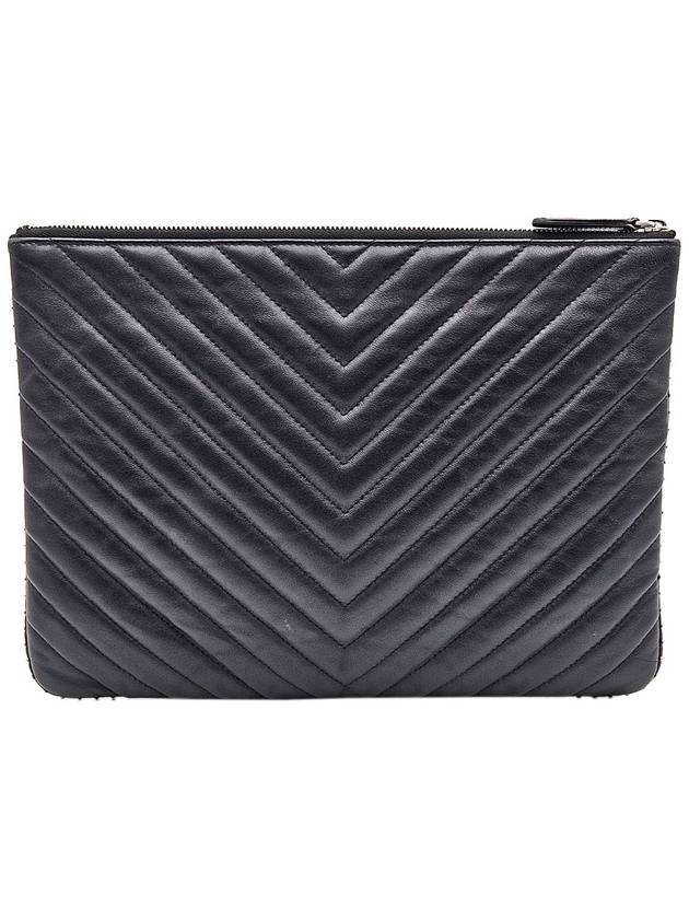 Chanel A81222 Black Leather Stud Chevron Clutch Pouch - CHANEL - BALAAN 4