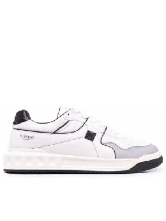 One Stud Nappa Low Top Sneakers White - VALENTINO - BALAAN 2