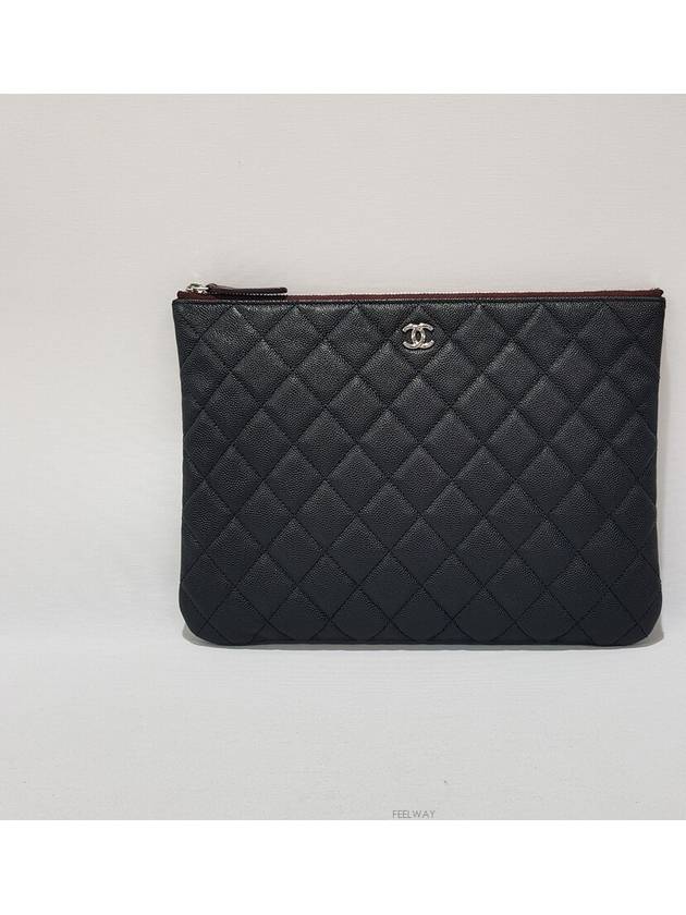 Classic Clutch Caviar Silver New Medium - CHANEL - BALAAN 1