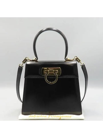 Ferragamo 21 2193 Black Leather Gancini Gold Logo Decorated Top Handle Small Tote Bag Shoulder Strap - SALVATORE FERRAGAMO - BALAAN 1