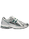 1906R Low Top Sneakers Silver Metallic Green - NEW BALANCE - BALAAN 1