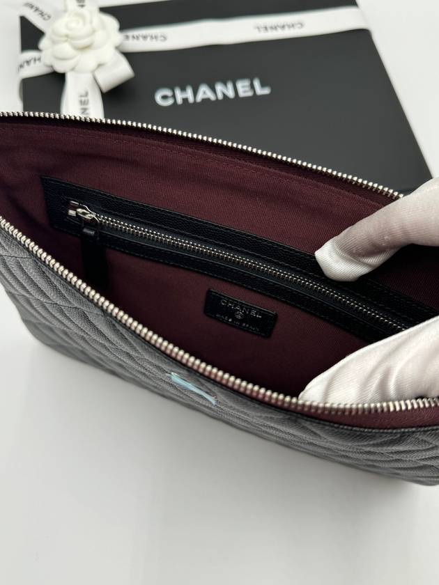 Women's Classic Medium Pouch Silver A82545 - CHANEL - BALAAN 4