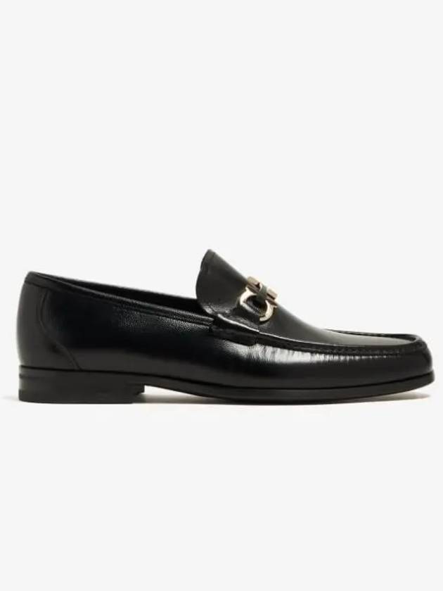 Gancini Ornament Moccasin Loafers Black - SALVATORE FERRAGAMO - BALAAN 2