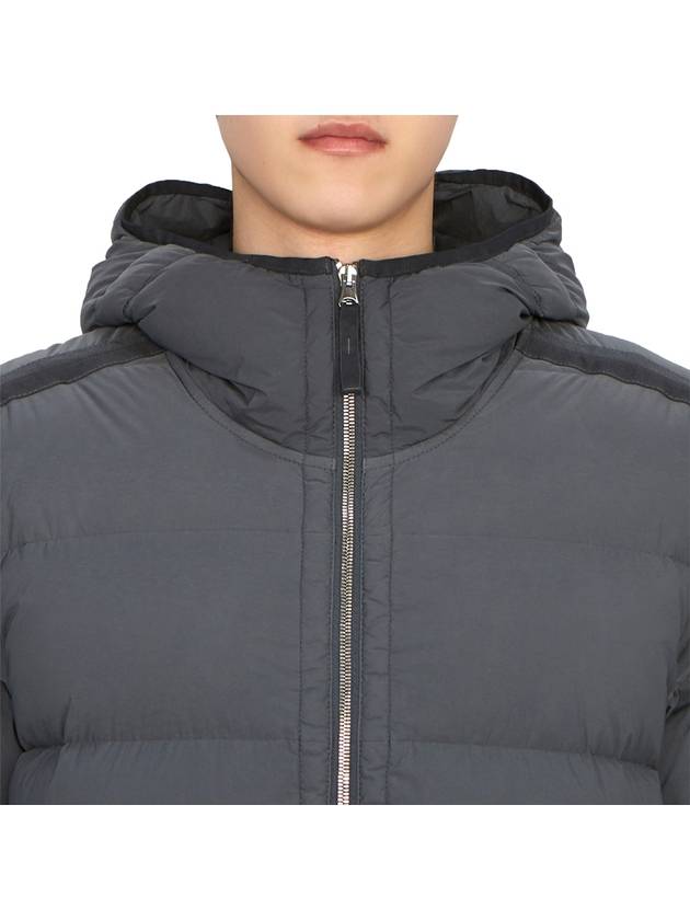 Seamless Logo Nylon Hooded Down Jacket Medium Grey - STONE ISLAND - BALAAN 7