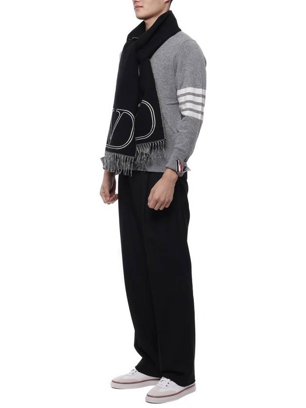 V Logo Jacquard Muffler Black - VALENTINO - BALAAN 5