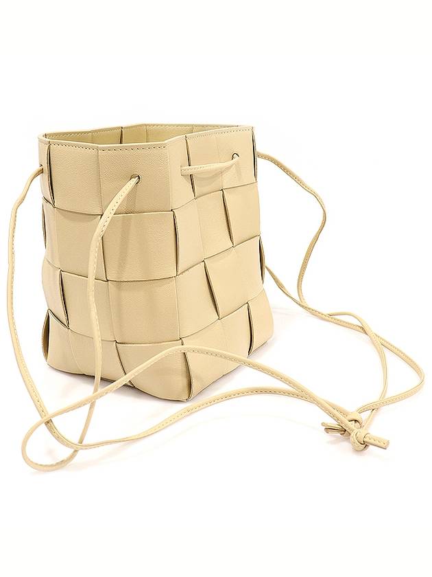 680218 Porridge Intrecciato Weaving Small Cassette Crossbody Bucket Crossbag - BOTTEGA VENETA - BALAAN 3