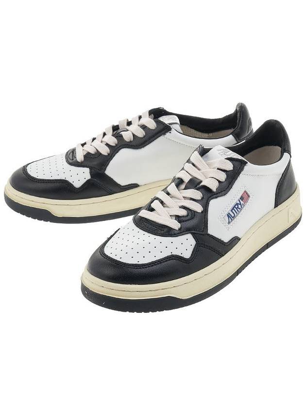 Medalist Killer Whale Sneakers White Black - AUTRY - BALAAN 2