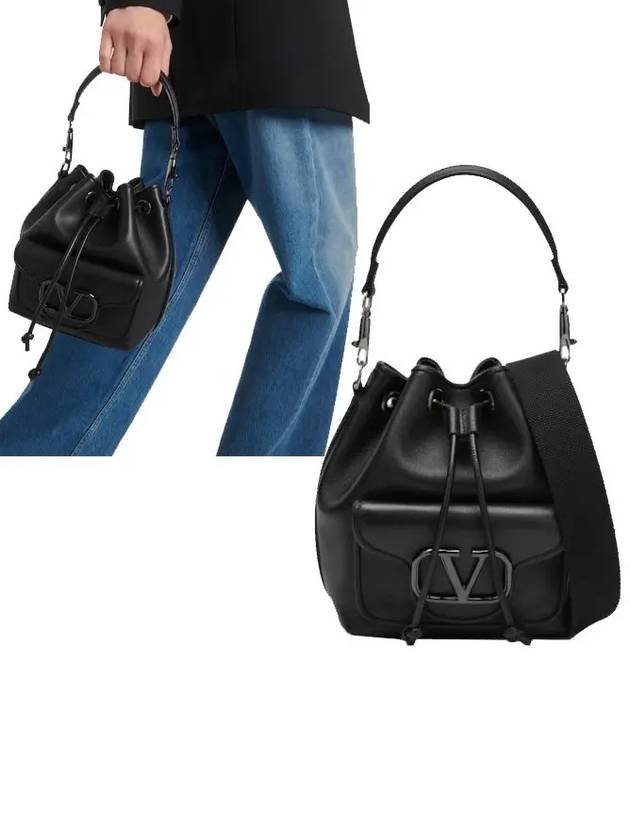 Women's VLogo Signature Drawstring Bucket Bag Black - VALENTINO - BALAAN 2