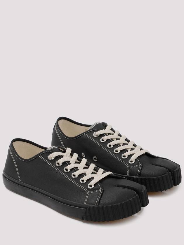 Tabi Canvas Low Top Sneakers Black - MAISON MARGIELA - BALAAN 36