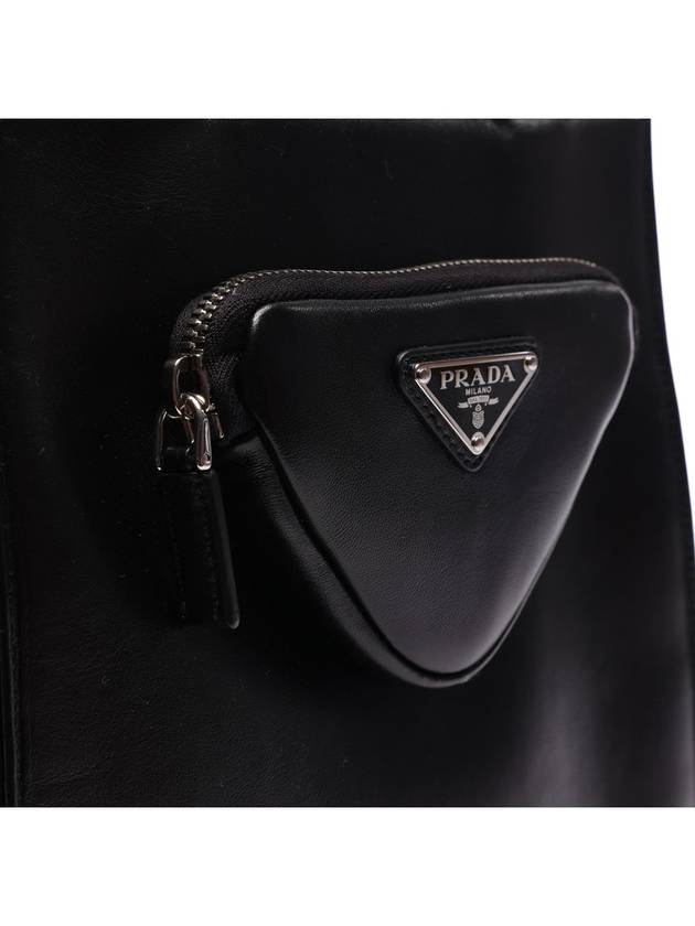 Triangle Logo Pocket Leather Tote Bag Black - PRADA - BALAAN 7