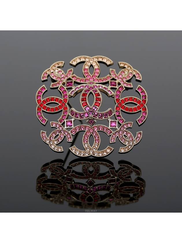 Women Brooches Pins - CHANEL - BALAAN 5