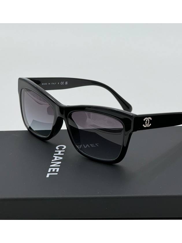 Sunglasses Square Black Crystal Gold A71530 - CHANEL - BALAAN 1