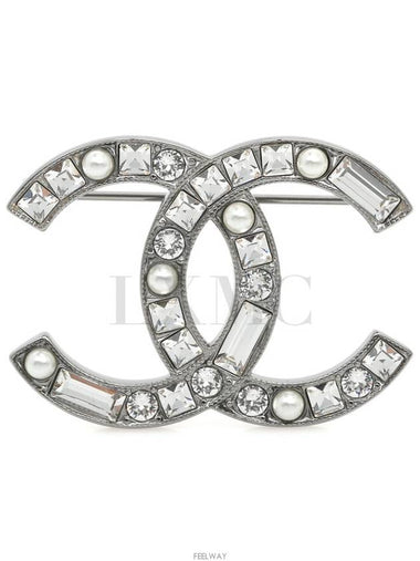 Women Brooches Pins - CHANEL - BALAAN 1