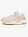 Kids 57/40 Bungee Low Top Sneakers Pink - NEW BALANCE - BALAAN 2