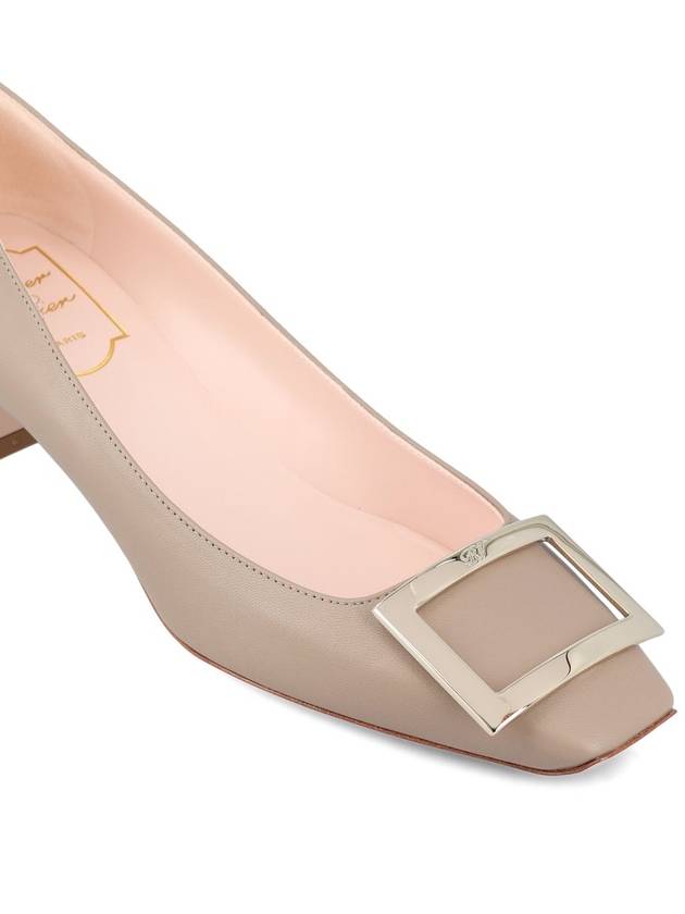 Trompette Metal Buckle Pumps Beige - ROGER VIVIER - BALAAN 5