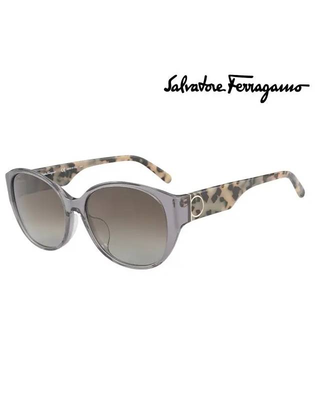 Ferragamo Sunglasses SF1003SA 068 Round Women s - SALVATORE FERRAGAMO - BALAAN 1