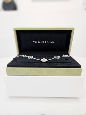 Van Cleef Arpels Vintage Alhambra Bracelet Silver ARP9XE00 - VANCLEEFARPELS - BALAAN 1