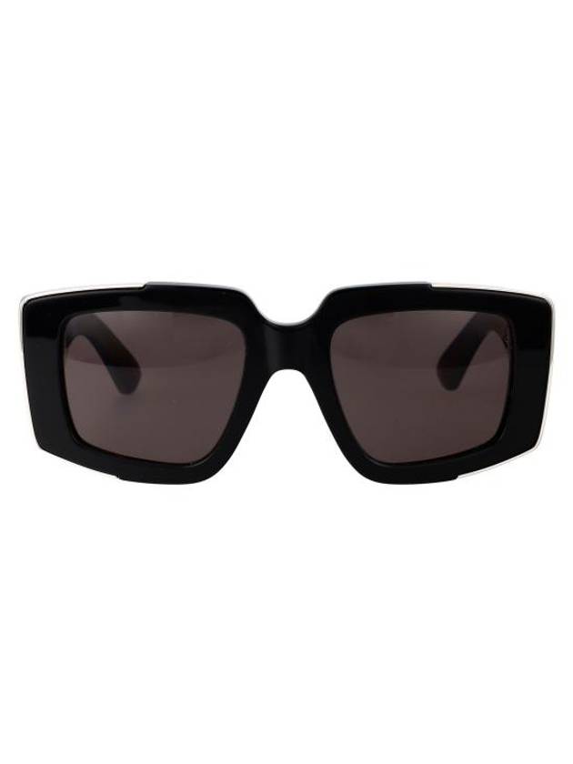 sunglasses AM0446S 001 black - ALEXANDER MCQUEEN - BALAAN 1