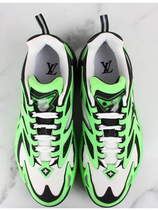 LV Runner Tactical Sneakers Green 6 5 255 - LOUIS VUITTON - BALAAN 9