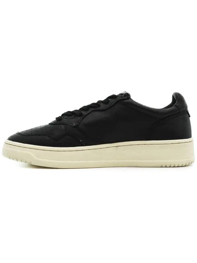 Women's Medalist Goatskin Low Top Sneakers Black - AUTRY - BALAAN 4