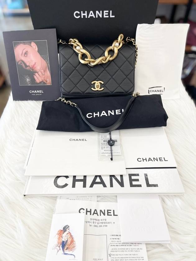 Daol Sangin Store Triple Pearl Chain Cross Bag Small AS2639 Status A - CHANEL - BALAAN 1