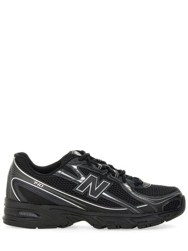 New Balance Sneaker 