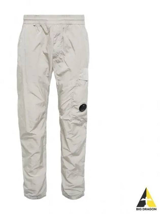 Lens Wappen Technical Cargo Track Pants Sage - CP COMPANY - BALAAN 2