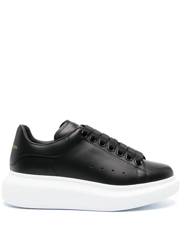 Oversized Leather Low Top Sneakers Black - ALEXANDER MCQUEEN - BALAAN 2